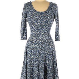 Lush 3/4 Sleeve Scoop Neck Blue Floral A-Line Skater Cross-Back Dress M